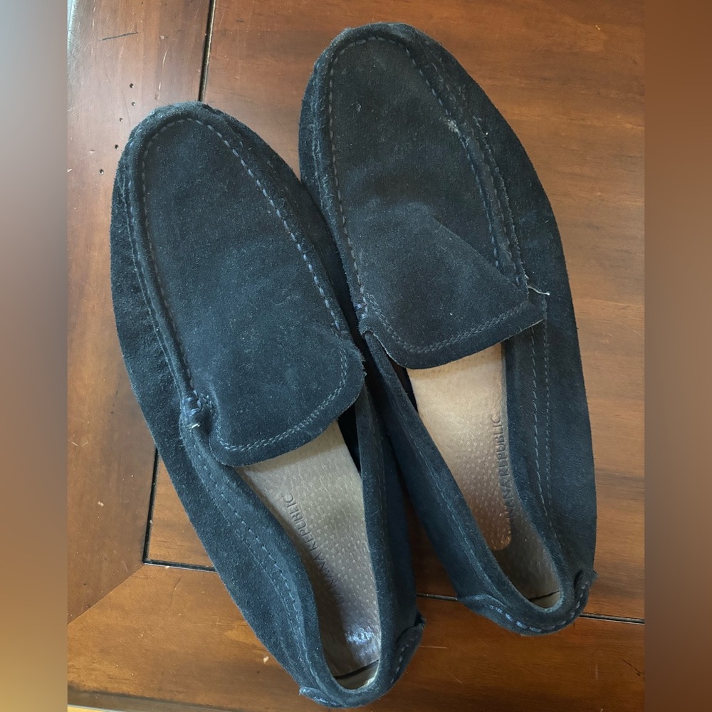 Navy Suede Banana Republic Driving Loafer